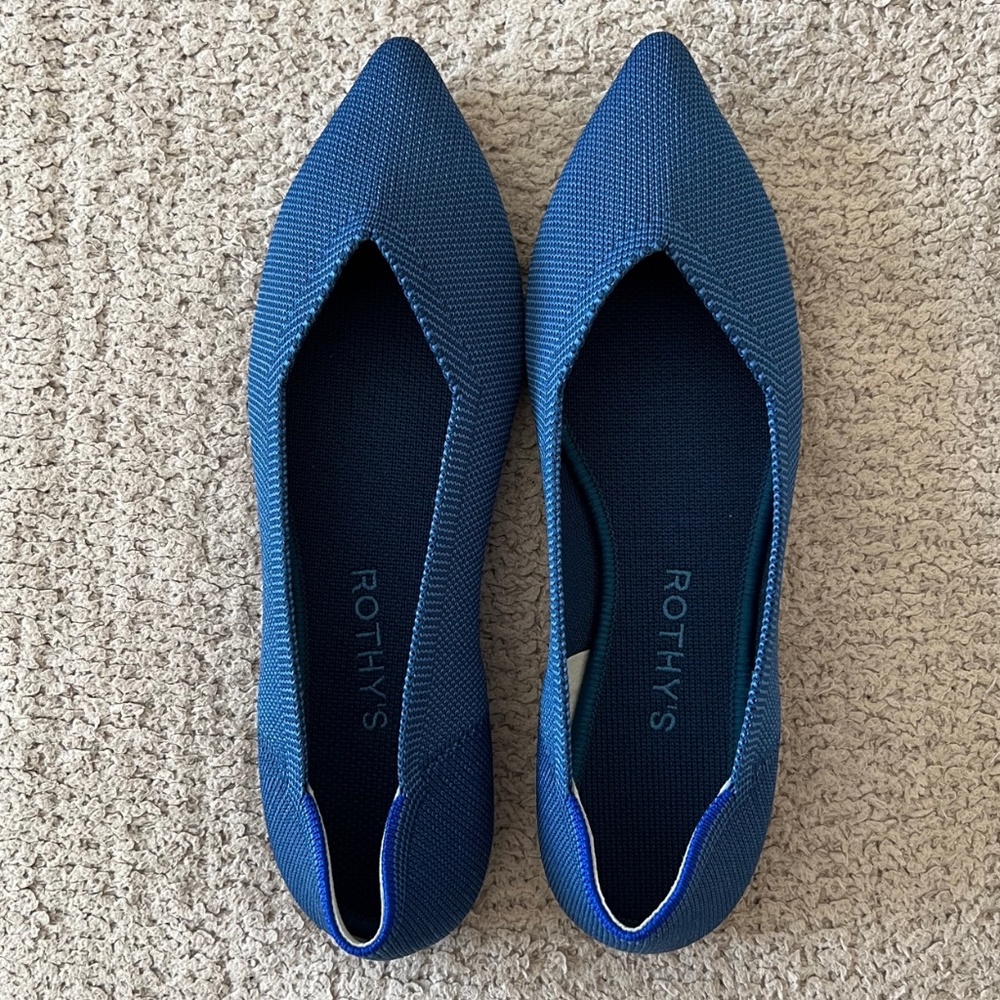 Rothys The Point in Deep Ocean 7.5